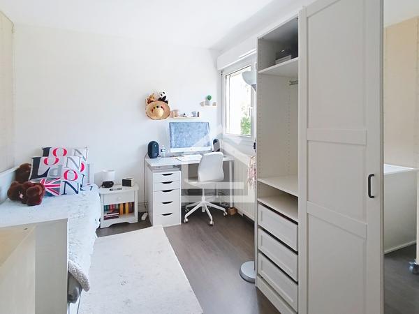 Maison 4 pièce(s) 3 chambre(s) 88 m²