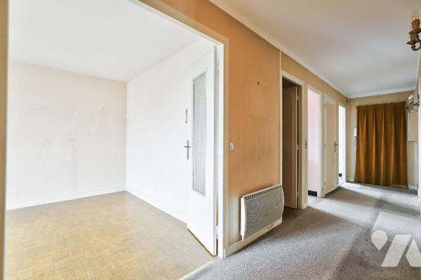 Dernier étage avec balcons