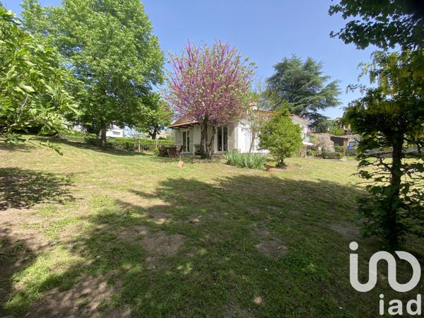 Maison à vendre 5 pièces 112 m² Saint-Laurent-sur-Sèvre