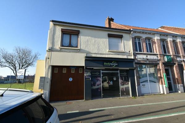 Immeuble à vendre    5 pièces •  Achicourt