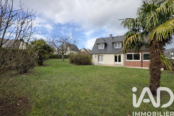 Maison à vendre 9 pièces 150 m² Cesson-Sévigné