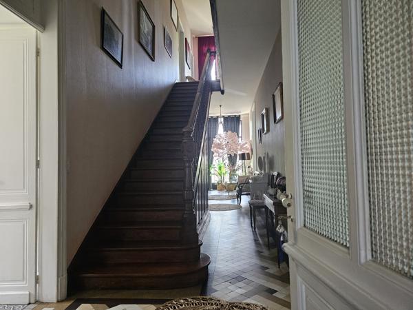 Maison bougeoise familiale