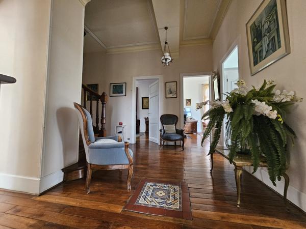 Maison bougeoise familiale