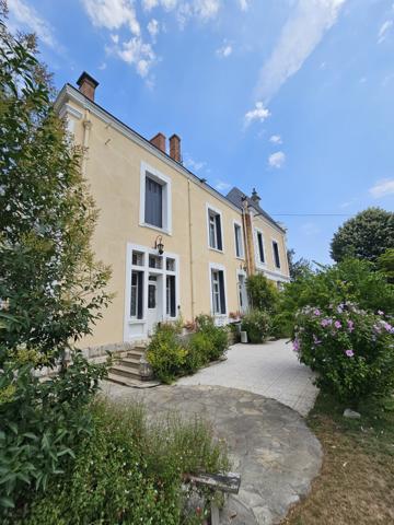 Maison bougeoise familiale