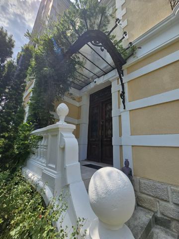 Maison bougeoise familiale