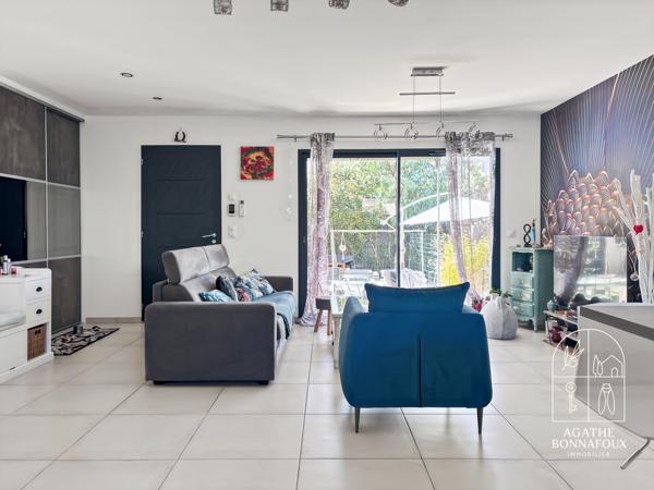 Villa récente 90 m2 soignée de plain pied sur terrain de 270 m2