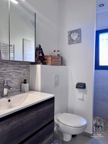 Villa récente 90 m2 soignée de plain pied sur terrain de 270 m2