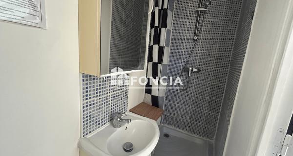 Location Studio meublé 14.2 m² - Digne-les-bains 04000