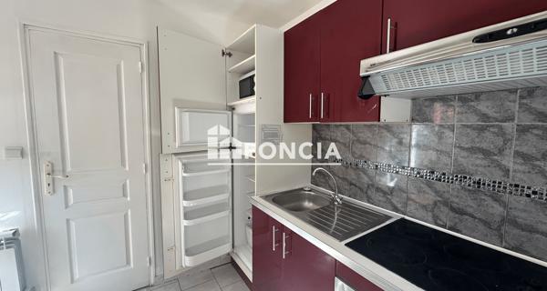 Location Studio meublé 14.2 m² - Digne-les-bains 04000