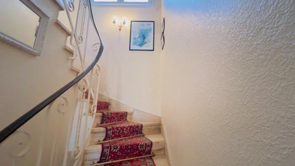 BRIEC (29) – Maison T6 à vendre 156 m² habitables – 242 m² utiles Sous-sol intégral Terrain de 1 547 m²