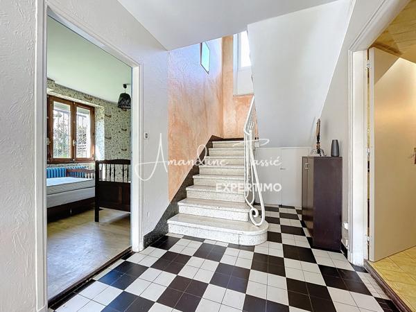 EXCLUSIVITÉ – AGUESSAC – 5 CHAMBRES, GRAND GARAGE ET SON TERRAIN
