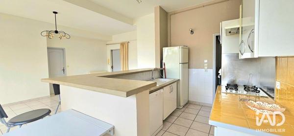 Location appartement 3 pièces 85 m² Valence