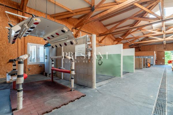 Domaine equestre d’exception avec chateau renové et installations professionnelles sur 36,8 hectares, ANGOULEME