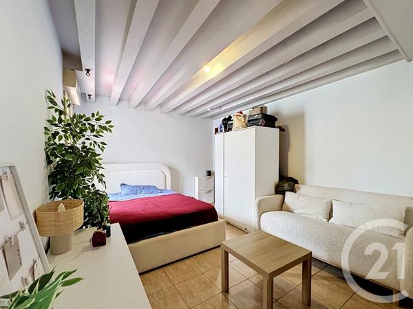 Appartement F1 à vendre  1 pièce - 27,21 m 2   MELUN  - 77