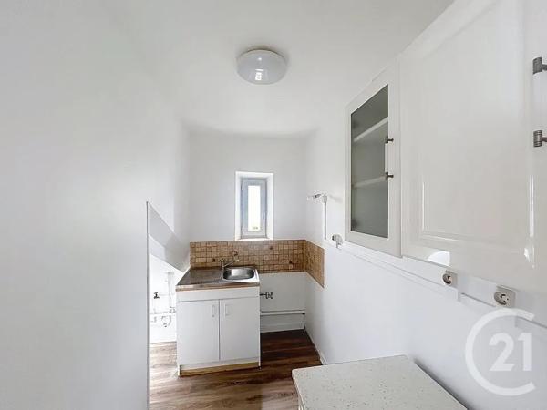 Appartement F1 à vendre  1 pièce - 27,21 m 2   MELUN  - 77