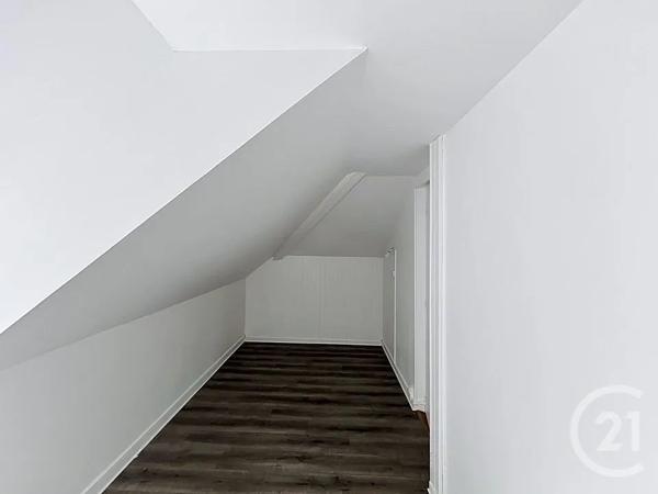 Appartement F1 à vendre  1 pièce - 27,21 m 2   MELUN  - 77