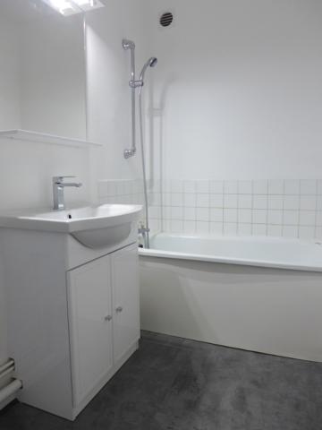 44200 NANTES ILE DE NANTES - Appartement de 2 pièces 54 m²