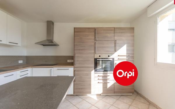 Appartement à vendre    4 pièces • 100 m2 Saint-Priest