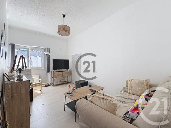 Appartement à vendre  2 pièces - 51,34 m 2   BRIE COMTE ROBERT  - 77