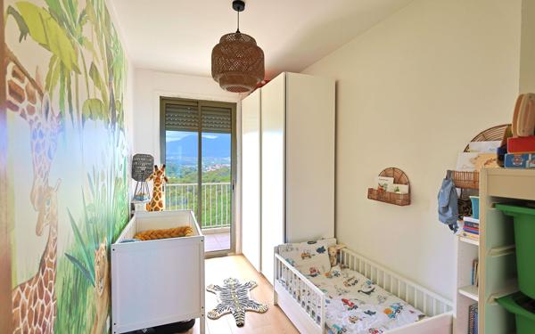 Appartement à vendre    3 pièces • 79,32 m2 Cagnes-sur-Mer