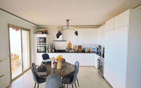 Appartement à vendre    3 pièces • 79,32 m2 Cagnes-sur-Mer