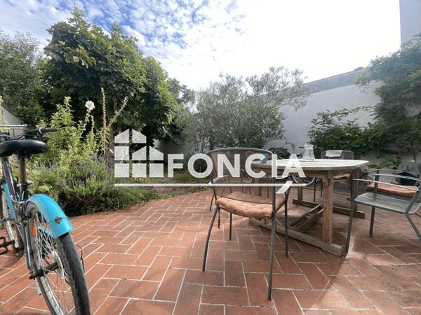 Location Appartement meublé 5 pièces 89.69 m² - 28 RUE DE ROHAN La Rochelle 17000