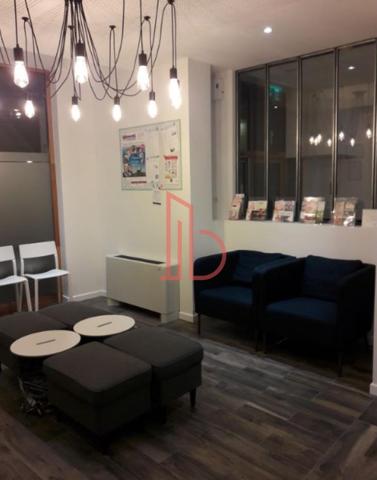 Bureau de 187 m² à louer à Bordeaux Bassins A Flot