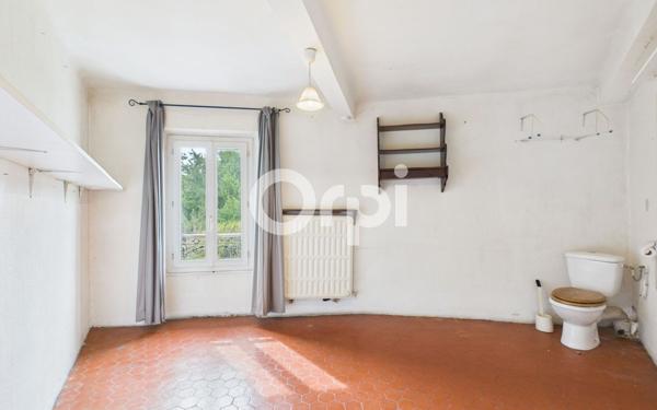 Maison à vendre    5 pièces • 160 m2 Montauroux