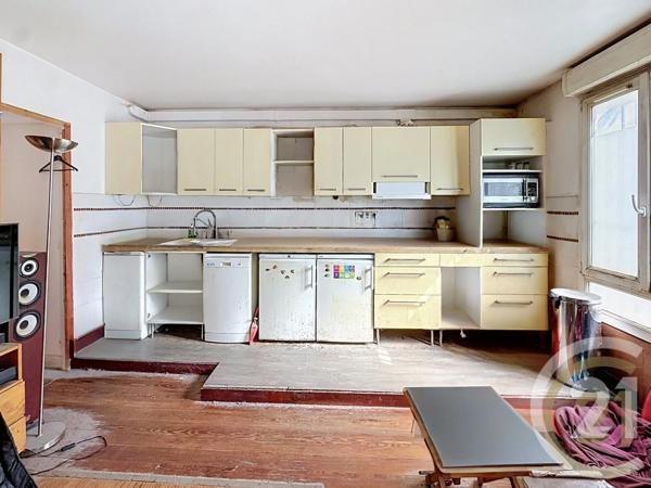 Appartement Studio à vendre  1 pièce - 30,17 m 2   YERRES  - 91