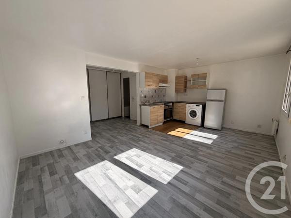 Appartement Studio à vendre  1 pièce - 30,17 m 2   YERRES  - 91