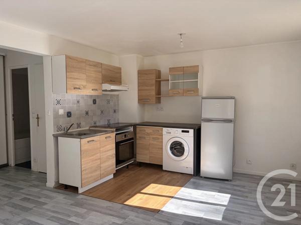 Appartement Studio à vendre  1 pièce - 30,17 m 2   YERRES  - 91