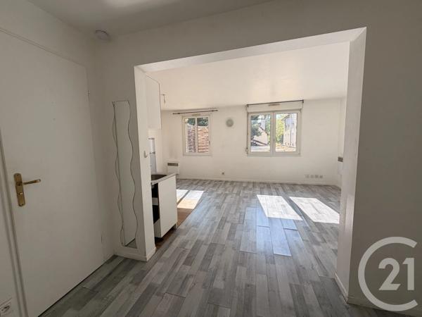 Appartement Studio à vendre  1 pièce - 30,17 m 2   YERRES  - 91