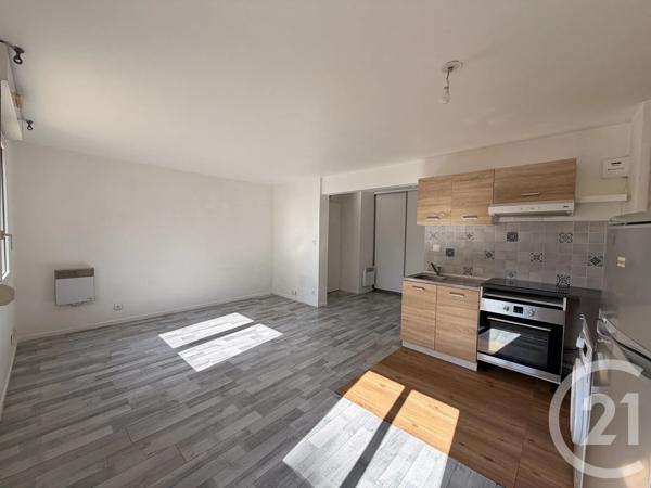Appartement Studio à vendre  1 pièce - 30,17 m 2   YERRES  - 91
