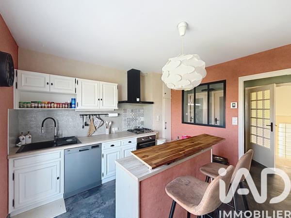 Maison à vendre 6 pièces 139 m² Cousance