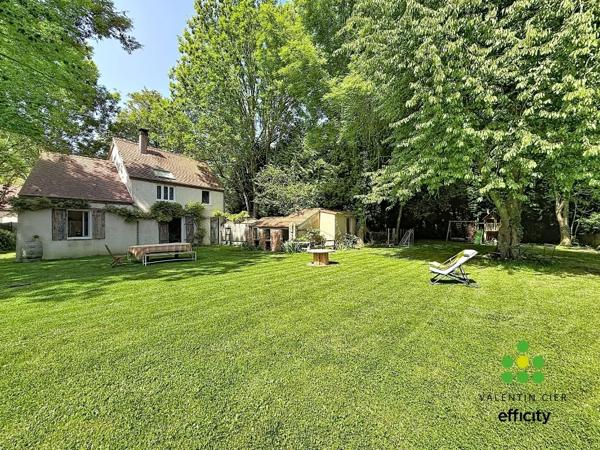 Maison
         6 pièces
        - 105 m² 229 000 € *