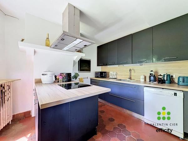 Maison
         6 pièces
        - 105 m² 229 000 € *