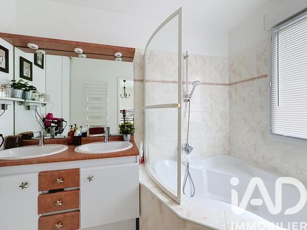 Maison à vendre 7 pièces 156 m² Bailly-Romainvilliers