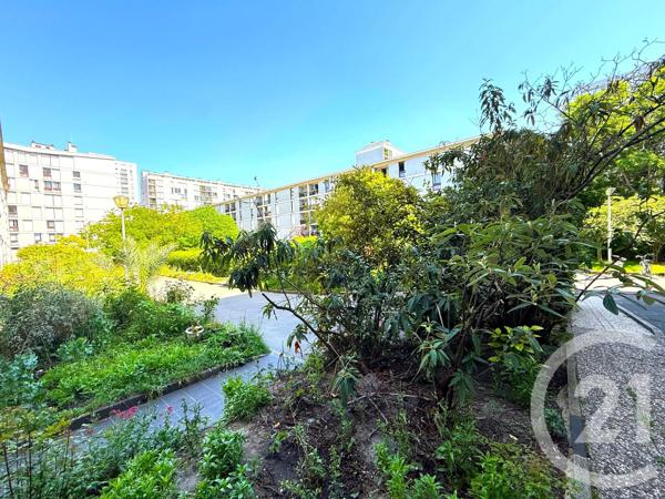 Appartement Duplex à vendre  4 pièces - 115 m 2   ST OUEN  - 93