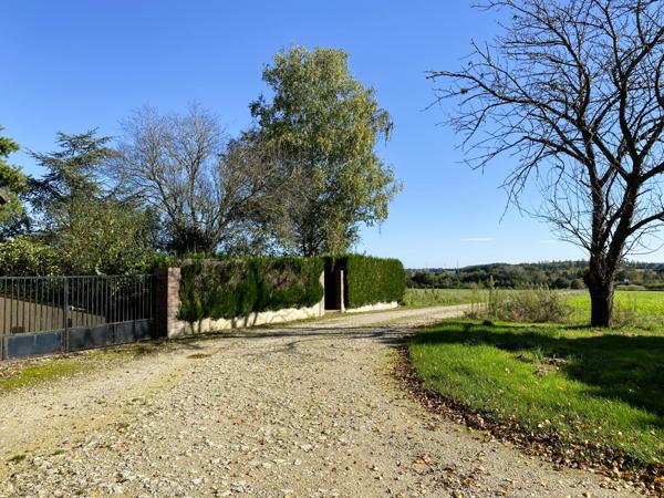 Courtenay (45320) Hameau campagnard