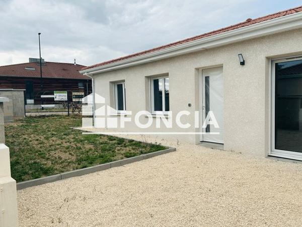 À vendre Maison 4 pièces 109 m² - Roanne 42300