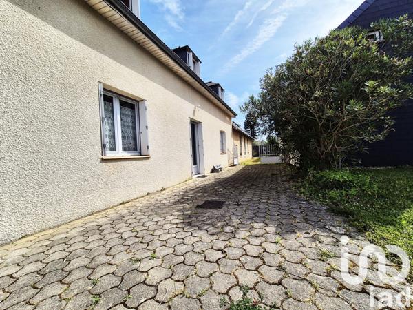 Maison 9 pièces de 175 m² à Ossun (65380)