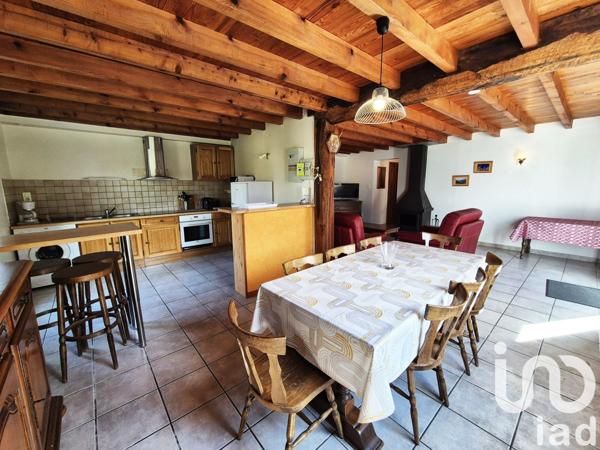 Maison 9 pièces de 175 m² à Ossun (65380)