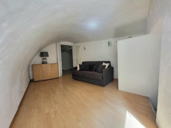 Appartement 6 pièces - 105 m² Exclusivité efficity