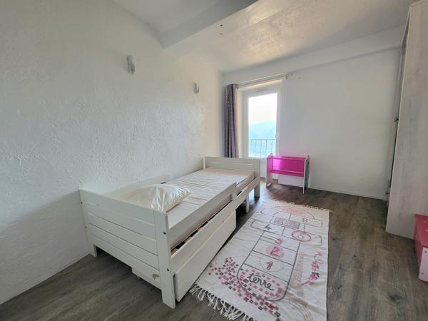 Appartement 6 pièces - 105 m² Exclusivité efficity