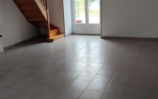 Maison à vendre    4 pièces •  Saint-Denis-sur-Sarthon