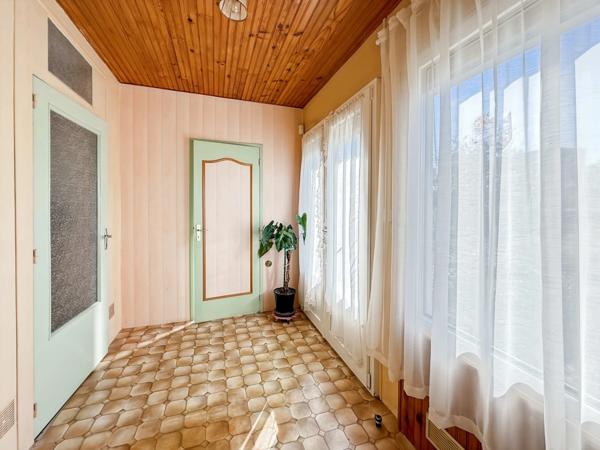 Dept de la Vienne (86) Maison de plain pieds à vendre de 8 pièces CHATELLERAULT (86)