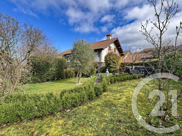 Maison à vendre  8 pièces - 357 m 2   BOIS D AMONT  - 39