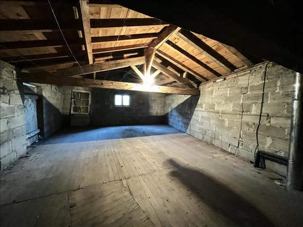 Maison à vendre |  Lavergne |  8 pièces | 181 m²