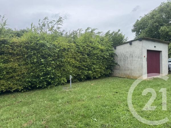 Maison à vendre  2 pièces - 62,80 m 2   CHATEAUNEUF VAL DE BARGIS  - 58