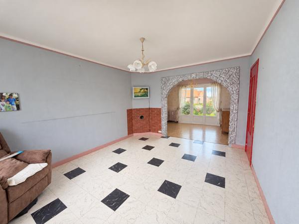 Maison individuelle à révéler entre ville et campagne